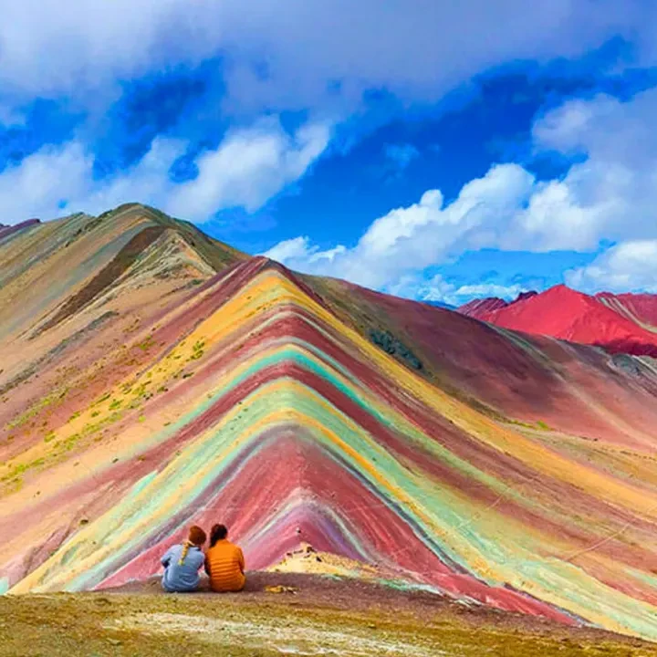 CONOCE LA MONTAÑA DE 7 COLORES